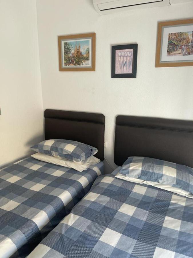 Amazing Villamartin House Sleeps 6 With Pool Villacosta 外观 照片